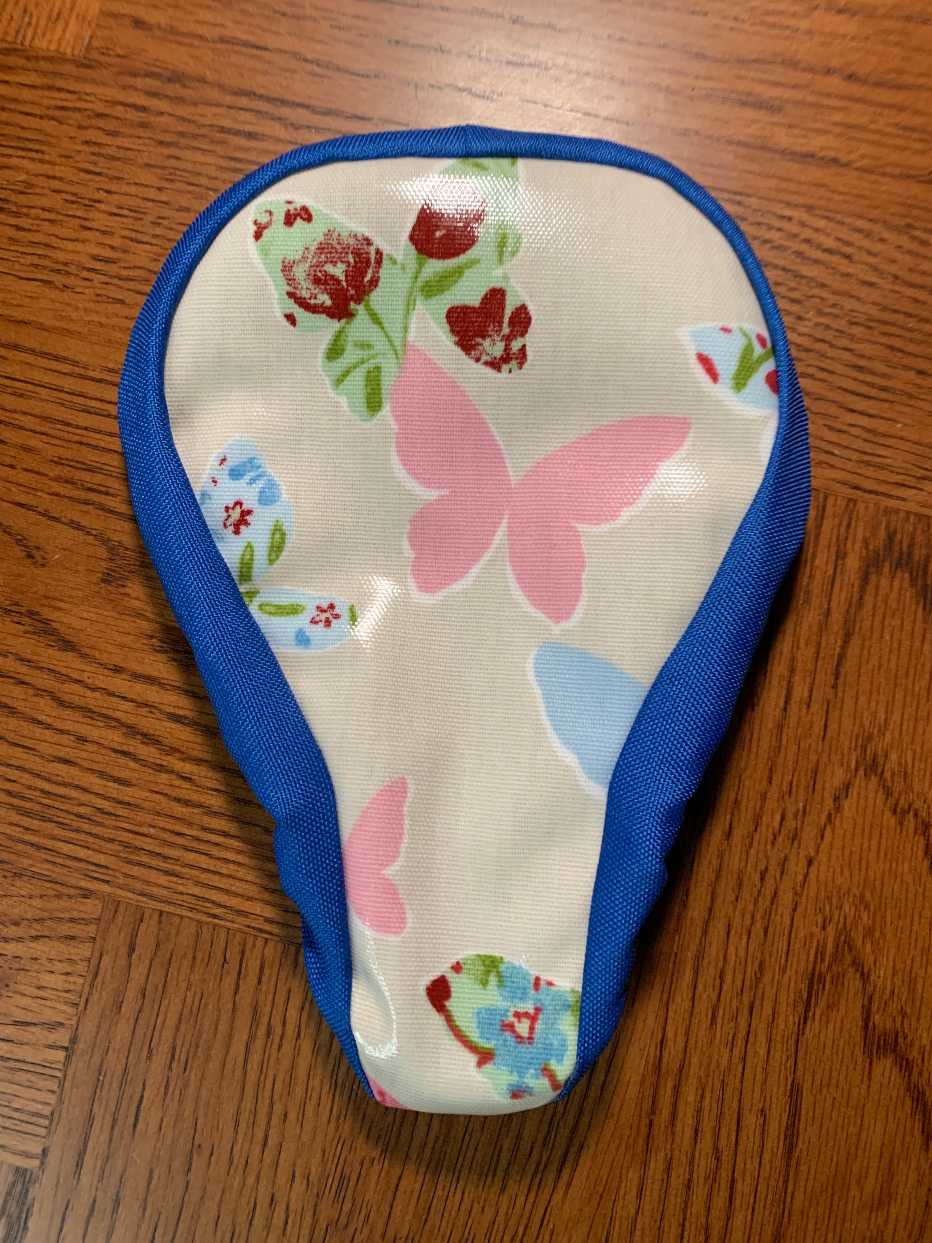 Butterflies - Kids Waterproof Saddle Cover