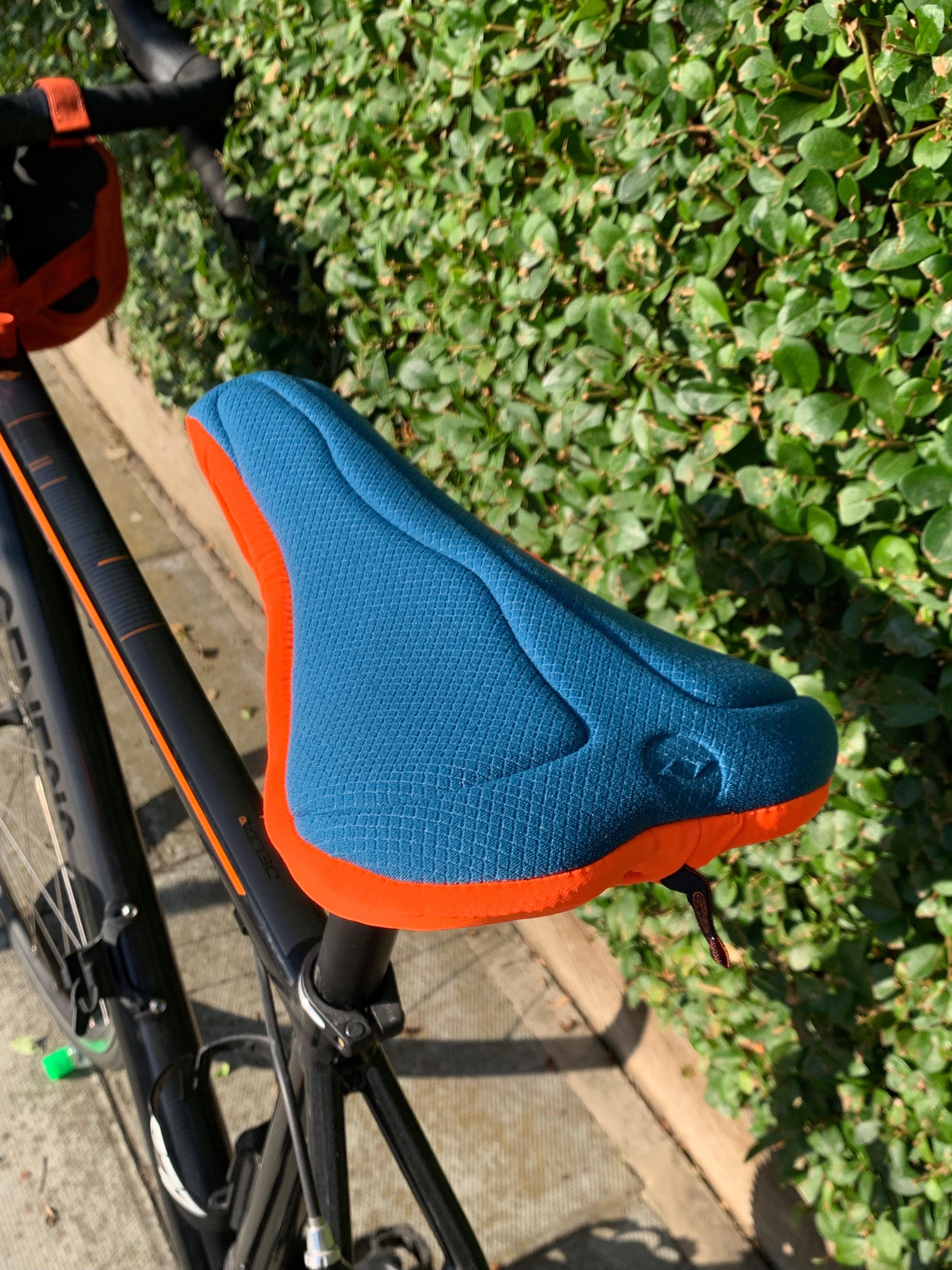 Padded Bike Seat Cover - Blue & Orange (Men)