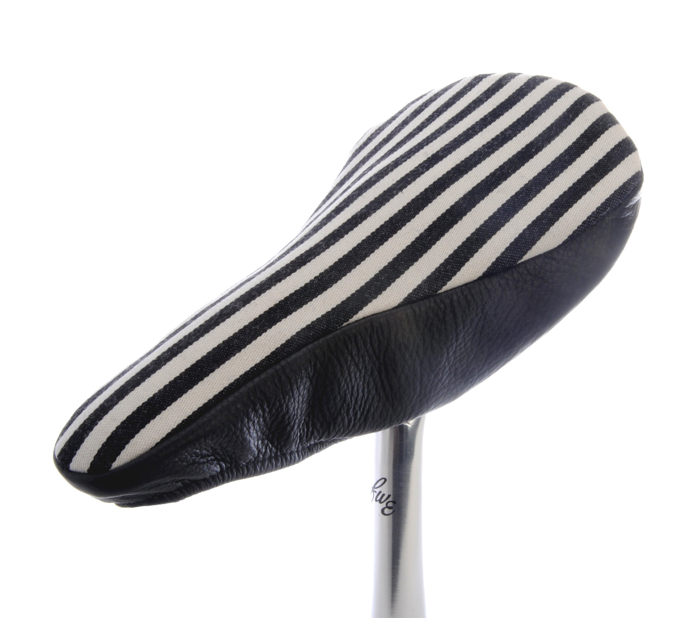 Humbug II Saddle Cover - Black Leather